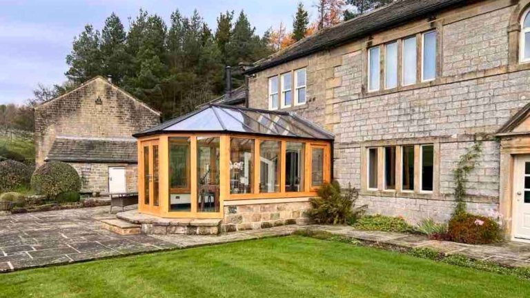 oak conservatory, glazed roof oak conservatory, oak sunroom, oak garden room