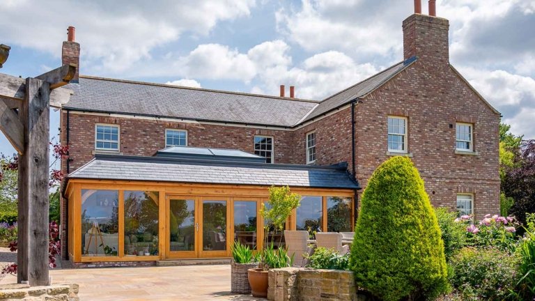 oak sunroom, oak garden room, oak bifold doors, sunroom,